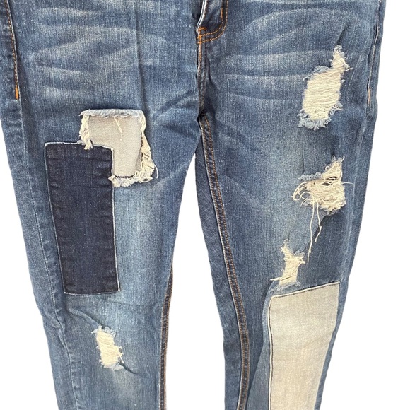 JC & JQ Women's Distressed Block Denim Jeans - Size 5 - Picture 4 of 6